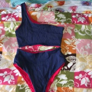 Leni swim suit